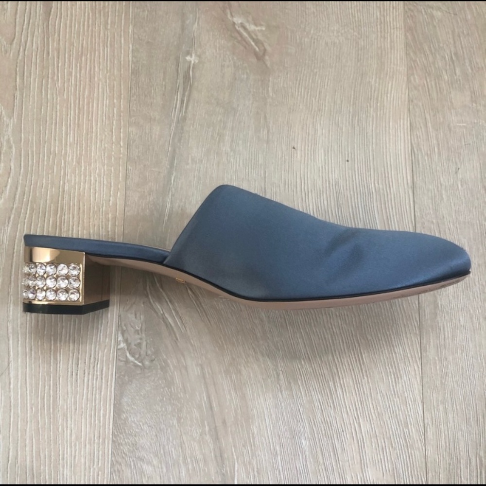 GUCCI Closed Toe Blue Satin Mules w Chrystal Heels, size 7 - Picture 6 of 9